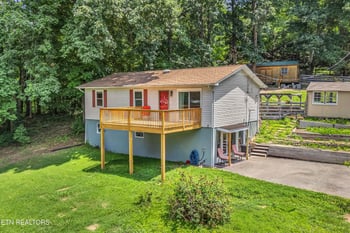 131 Delozier Ln, Rockwood, TN 37854