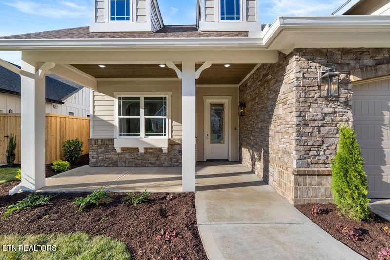 131 E Westcott Overlook, Oak Ridge, TN 37830