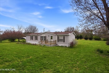131 Gilead Ln, Wartburg, TN 37887