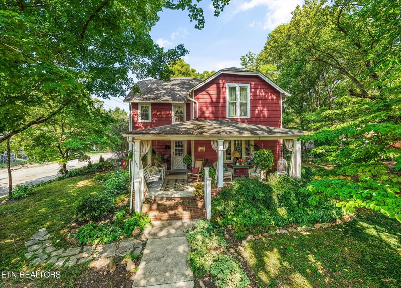 131 Indiana Ave, Maryville, TN 37803