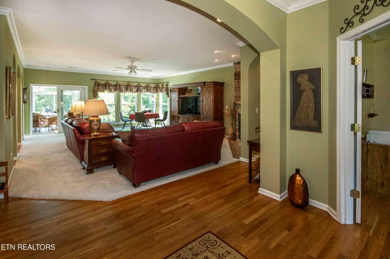 131 Itawa Tr, Vonore, TN 37885