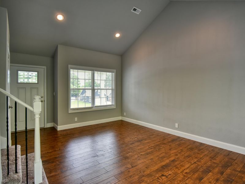 131 Judge Asbury Ct, Jacksboro, TN 37757