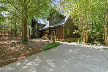 131 Lakeside Tc, Townsend, TN 37882