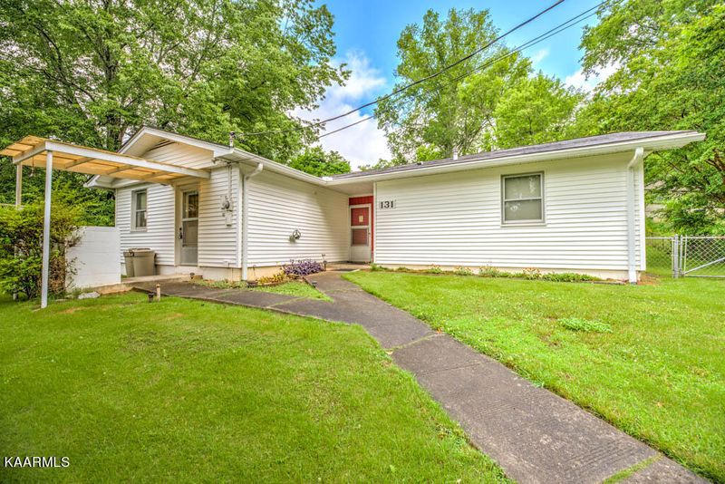 131 Parsons Rd, Oak Ridge, TN 37830