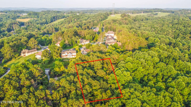 131 Sasa Way, Loudon, TN 37774