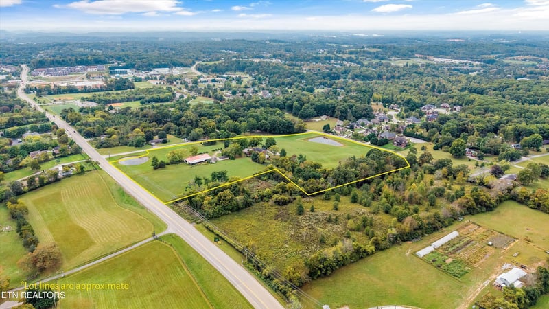 13117 Harrison Rd, Knoxville, TN 37934