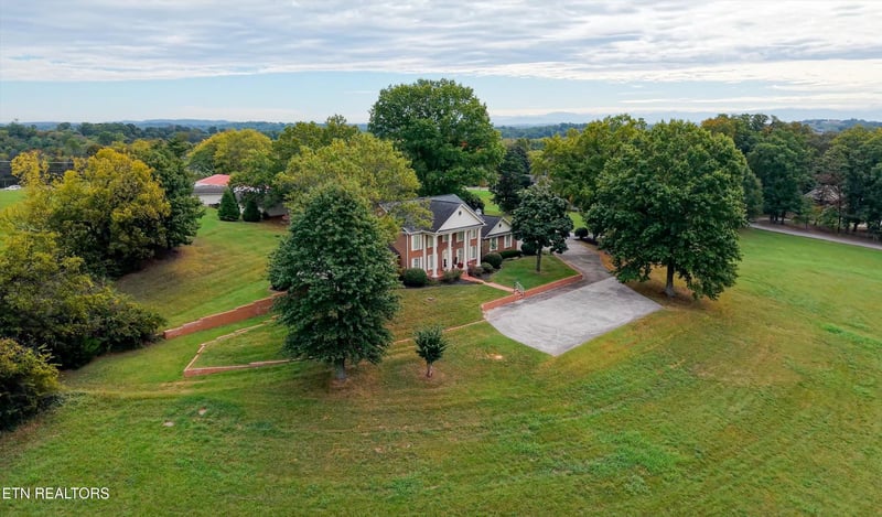 13117 Harrison Rd, Knoxville, TN 37934