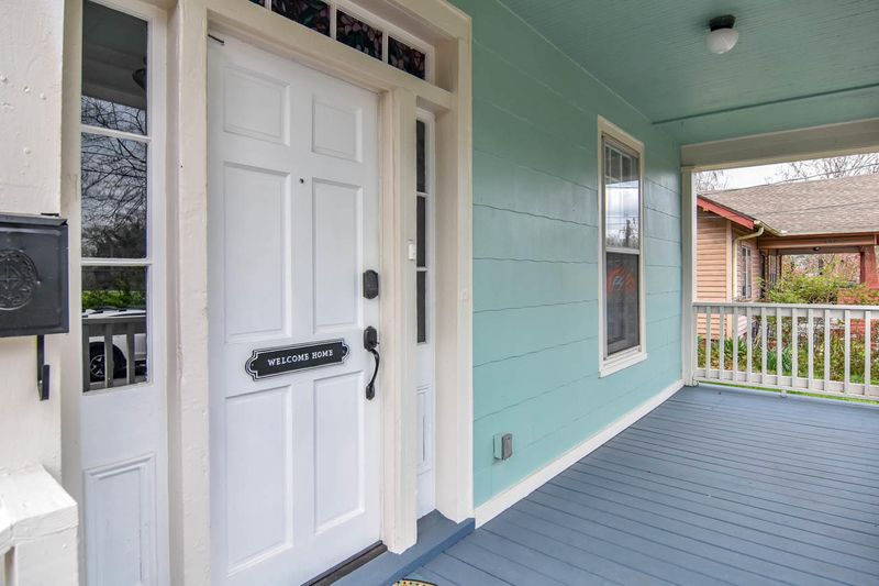 1312 Dora St, Knoxville, TN 37921