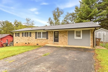1313 Burton Rd, Knoxville, TN 37919