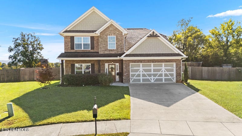 1313 Mary Katherine Dr, Maryville, TN 37804