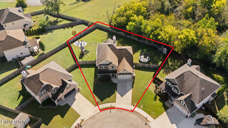 1313 Mary Katherine Dr, Maryville, TN 37804
