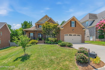 1313 Woodland Ridge Ln, Knoxville, TN 37919
