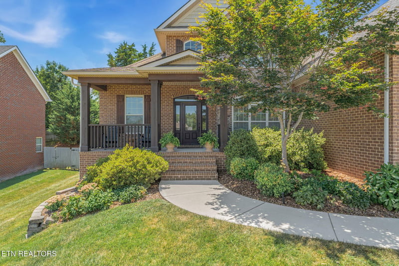 1313 Woodland Ridge Ln, Knoxville, TN 37919