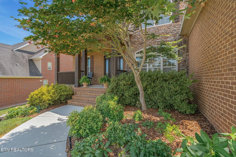 1313 Woodland Ridge Ln, Knoxville, TN 37919