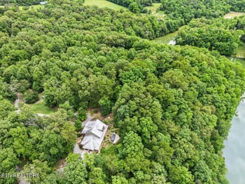 13136 George Lovelace Ln, Knoxville, TN 37932