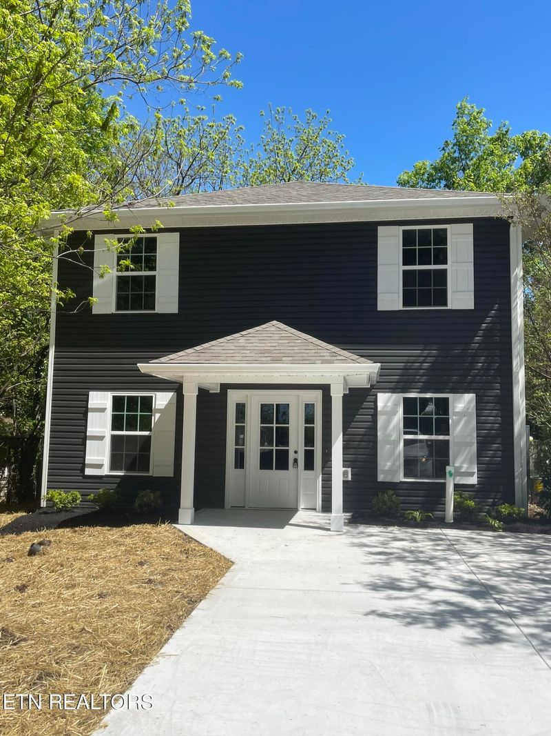 1314 E Harper Ave, Maryville, TN 37804