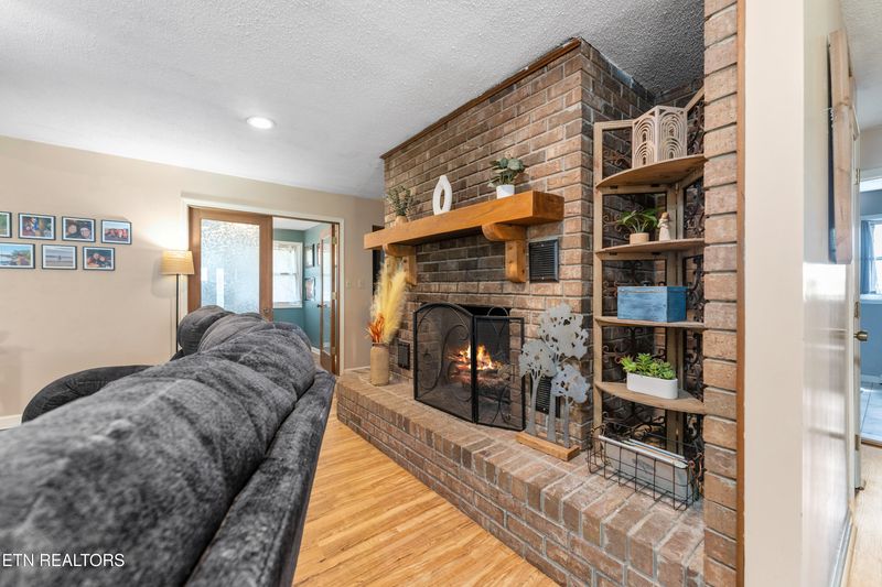 13152 Roberson Spring Rd, Loudon, TN 37774