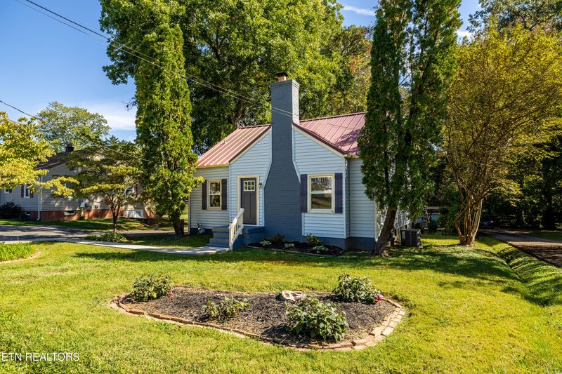 1316 Tapoco Ave, Maryville, TN 37801