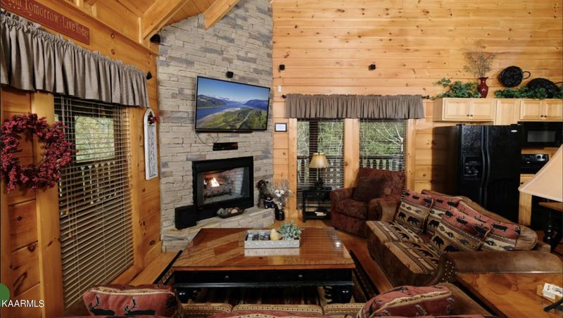 1316 Timberwolf Way, Sevierville, TN 37876