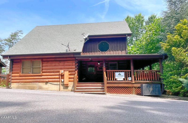 1316 Timberwolf Way, Sevierville, TN 37876