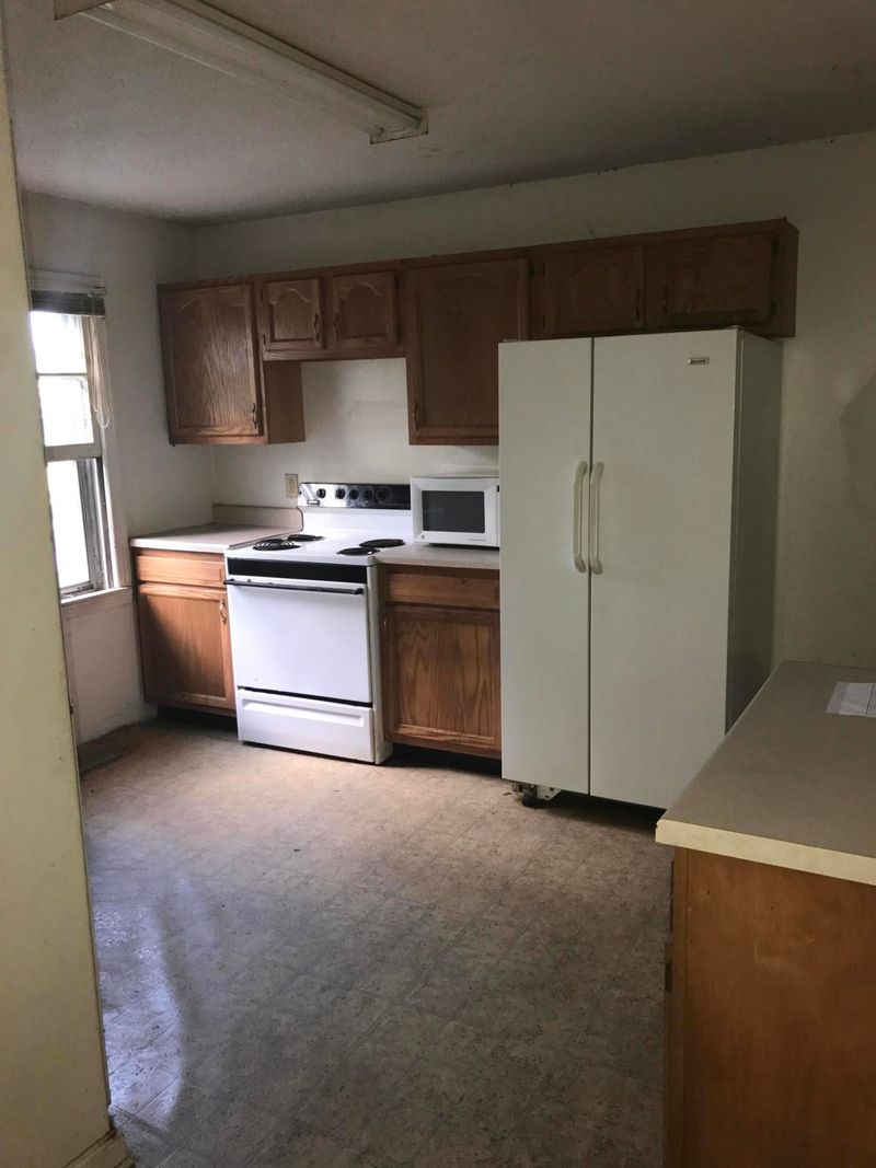 1317 E Moody Ave, Knoxville, TN 37920