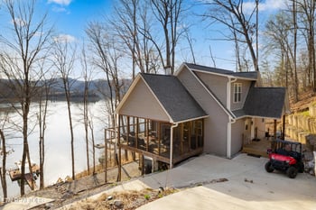 1317 Lakeview Dr, Sharps Chapel, TN 37866
