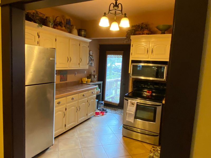 1318 Pennsylvania Ave, Etowah, TN 37331