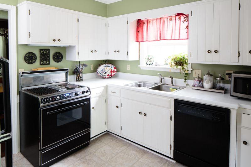 1318 Ridgeway Cir, Athens, TN 37303