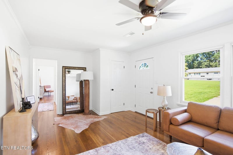 1319 Pandora Rd, Knoxville, TN 37919