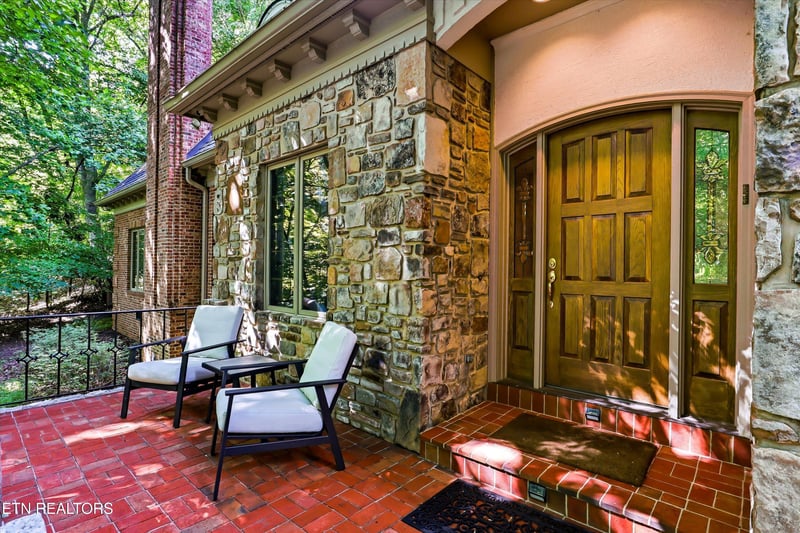 132 Amanda Dr, Oak Ridge, TN 37830