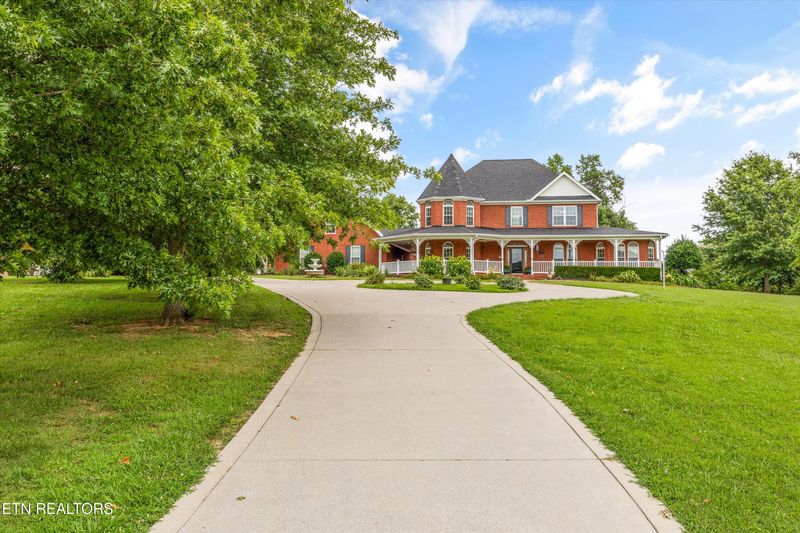 132 David Rd, Clinton, TN 37716