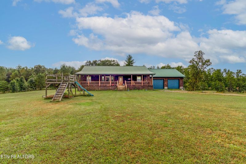 132 Davidson Rd, Lancing, TN 37770