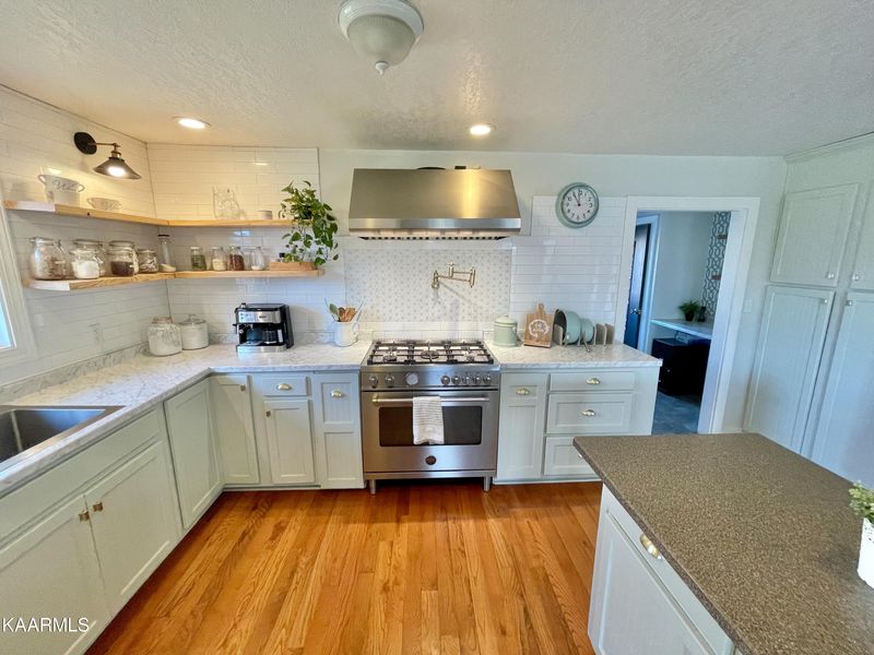 132 Dead Hollow Rd, Kingston, TN 37763