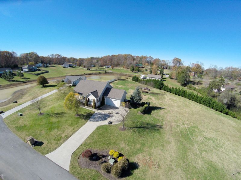 132 Deer Path Tr, Vonore, TN 37885