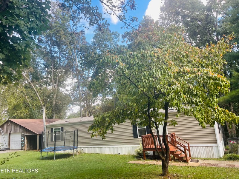 132 Disco Loop Rd, Friendsville, TN 37737
