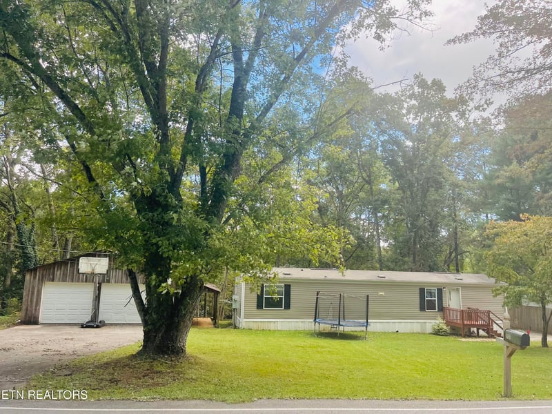 132 Disco Loop Rd, Friendsville, TN 37737