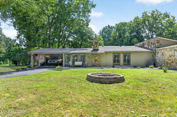 132 Dovenshire Dr, Crossville, TN 38558
