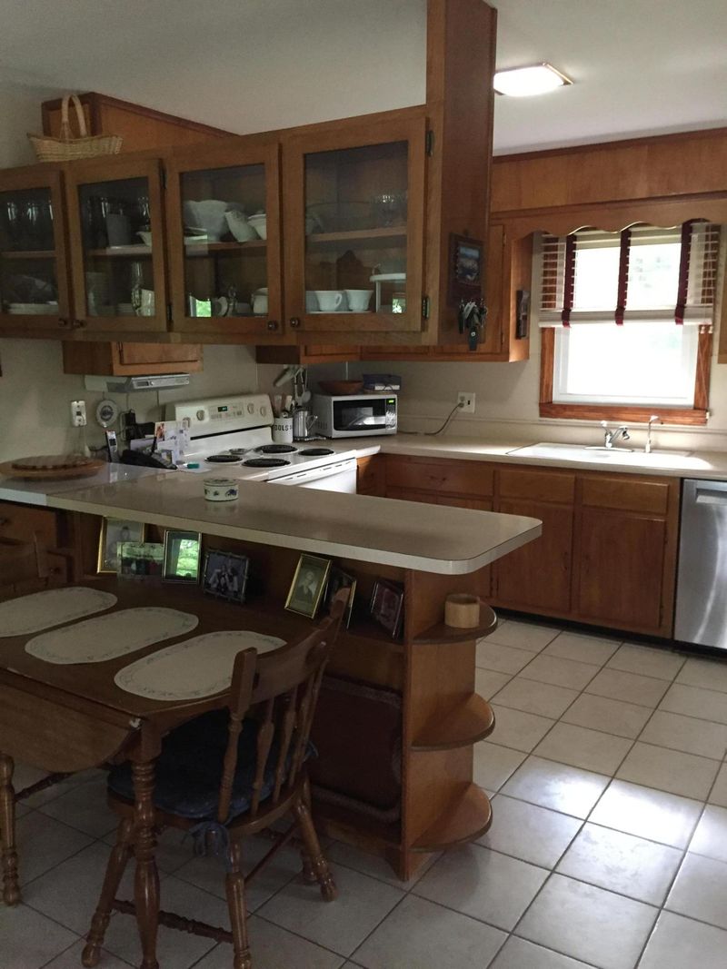 132 Hicks Ln, Rockwood, TN 37854