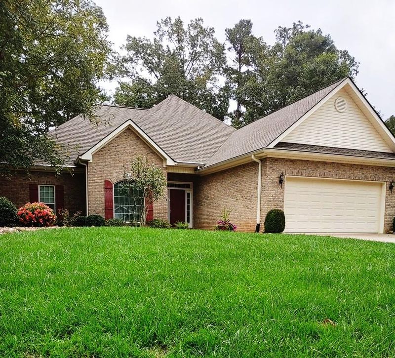 132 Kenosha Ln, Loudon, TN 37774