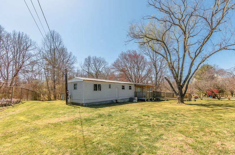 132 Mill Rd, Wartburg, TN 37887