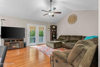 132 Oakview Dr, Kingston, TN 37763