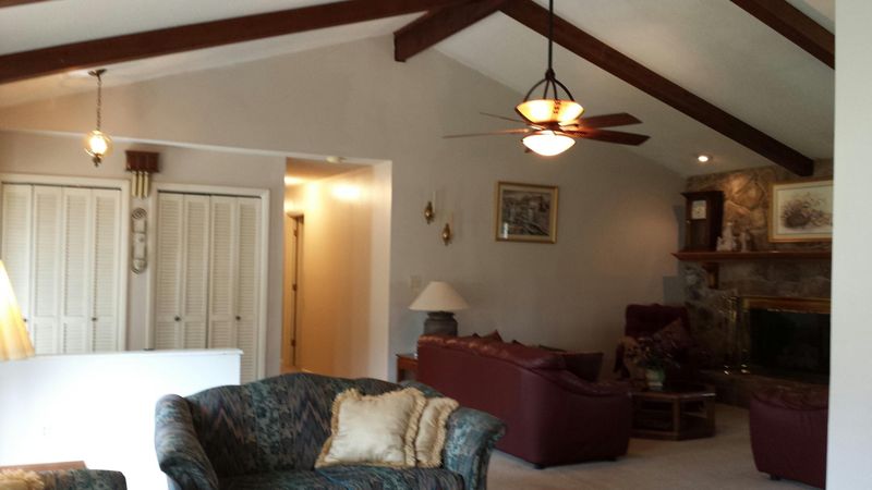 132 Ridge Ln, Clinton, TN 37716