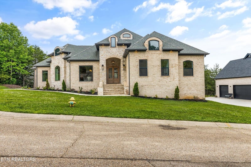 132 Rockbridge Greens Blvd, Oak Ridge, TN 37830