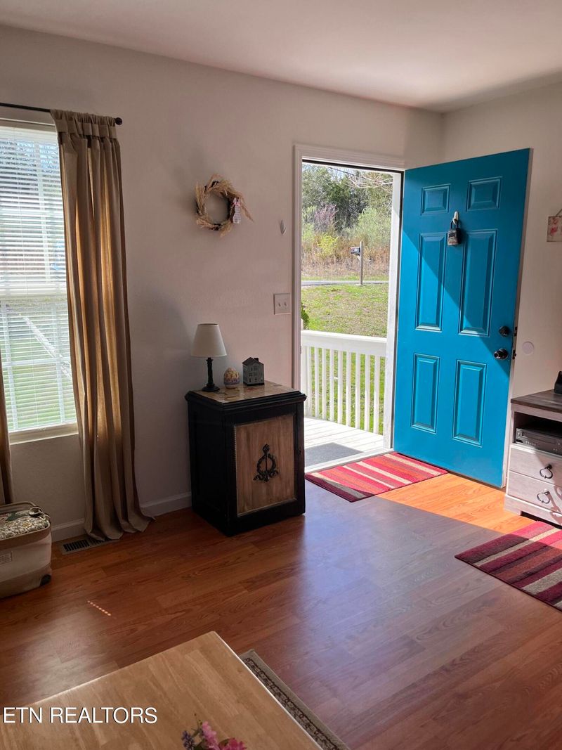 132 View Ln, Lafollette, TN 37766