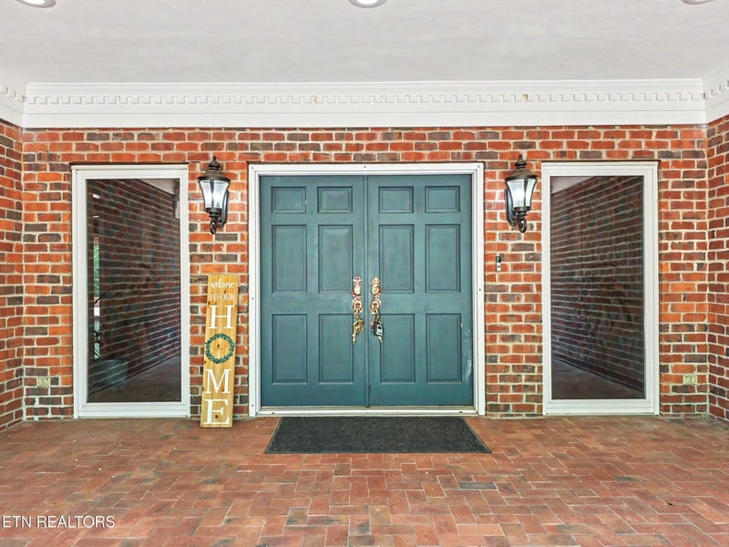 1320 Dunbarton Dr, Maryville, TN 37803