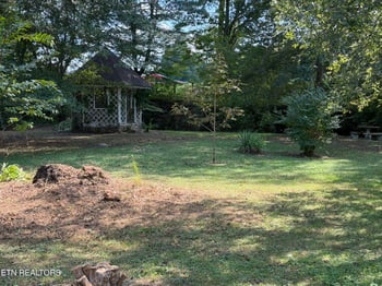 1320 Hopewell Rd, Knoxville, TN 37920
