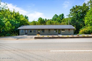 1320 Jacksboro Pike #1, Lafollette, TN 37766