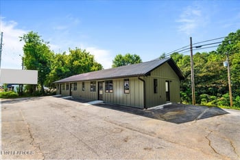 1320 Jacksboro Pike #2, Lafollette, TN 37766