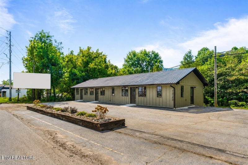 1320 Jacksboro Pike #3, Lafollette, TN 37766