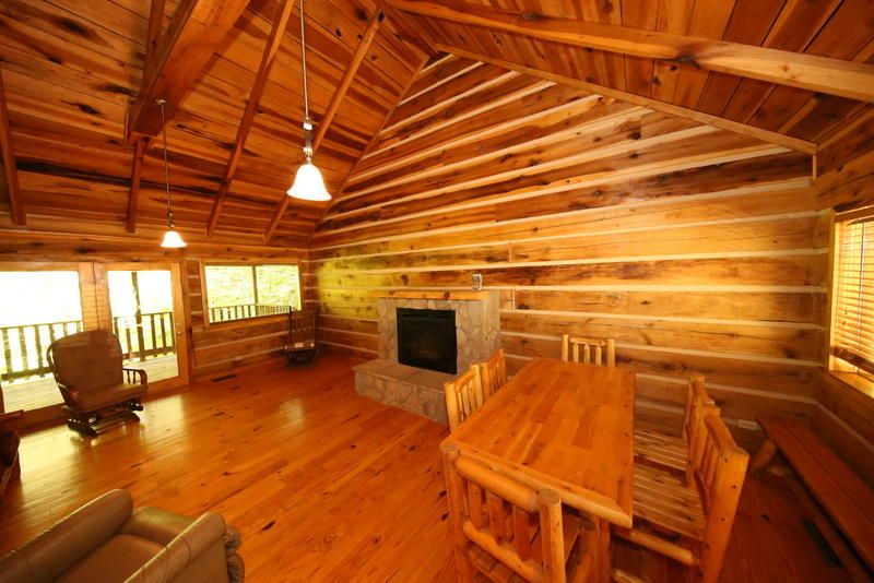 1321 Ridgefield Dr, Sevierville, TN 37876